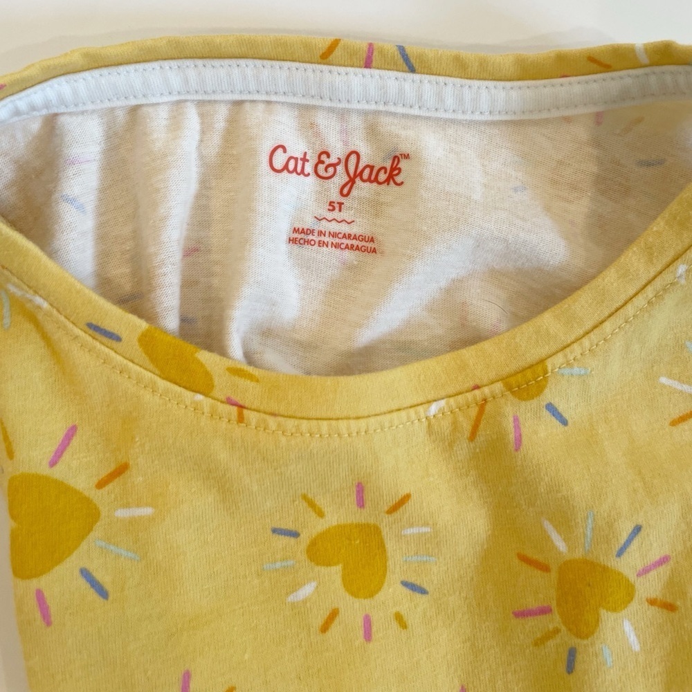 Girls’ 5T Sleeveless Tank Tops - Picture 3 of 4